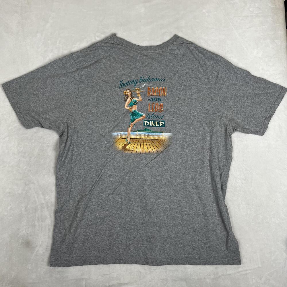 Tommy Bahama T-Shirt Mens XL Gray Bacon And Legs Island Diner Pin-Up Graphic Y2K